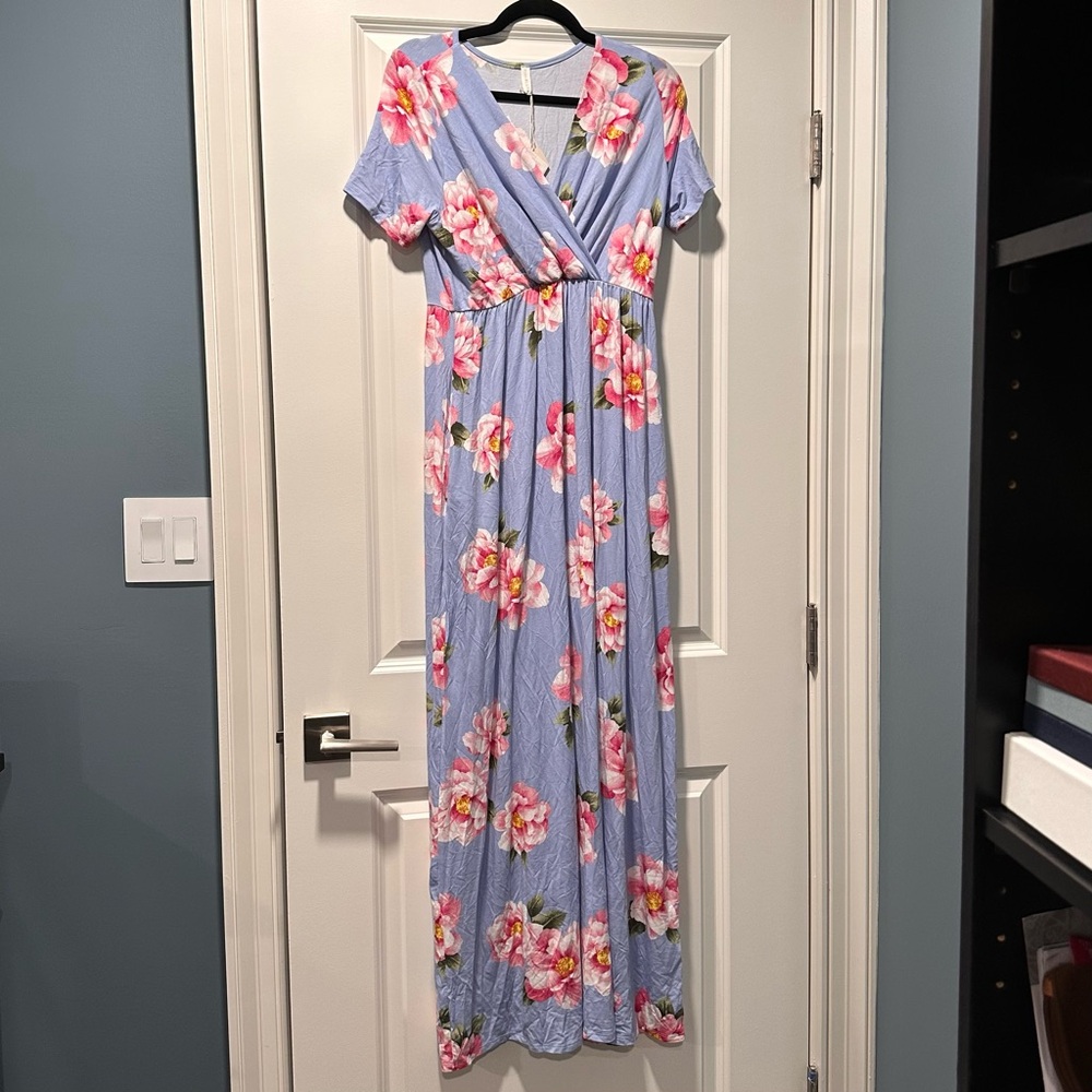 NWT PinkBlush Maternity Short Sleeve Floral Blue Maxi Dress XL